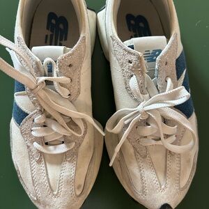 New Balance 327 in White with Blue Stripe